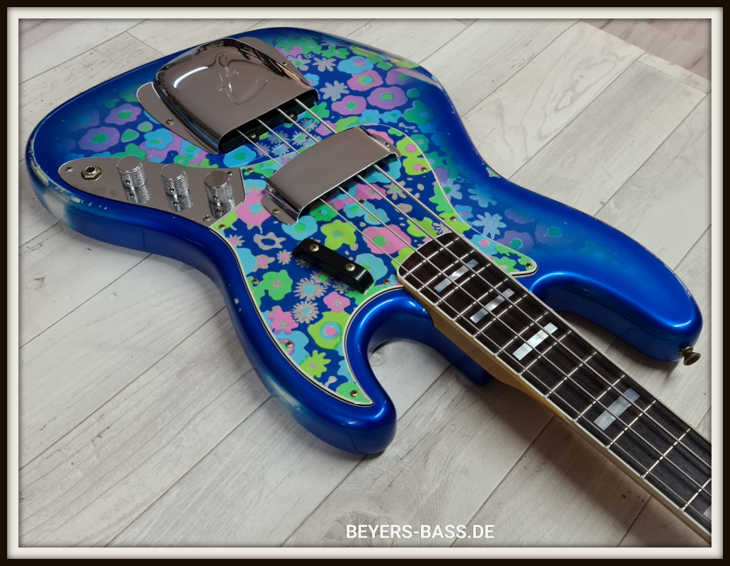 Fender Custom Shop Jazz Bass Relic, Blue Flower, Limited Edition